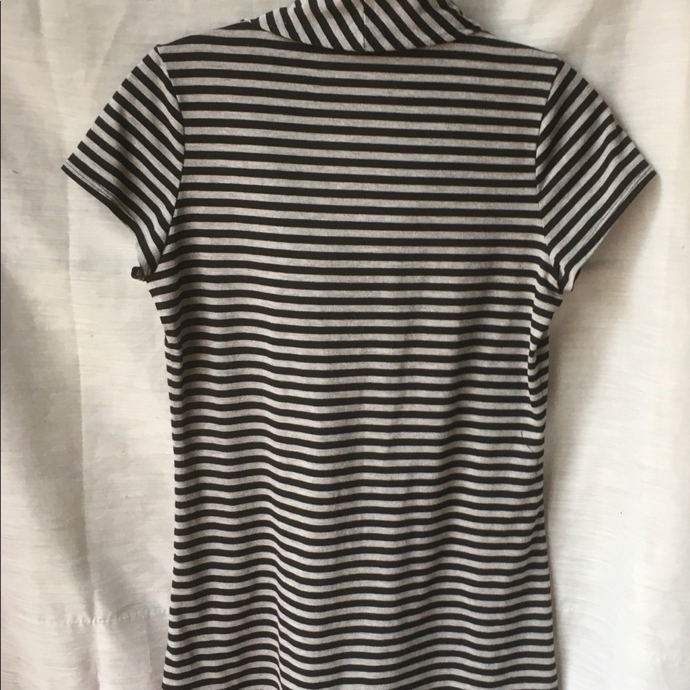 6 Degree Tops - Picture 2 of 4